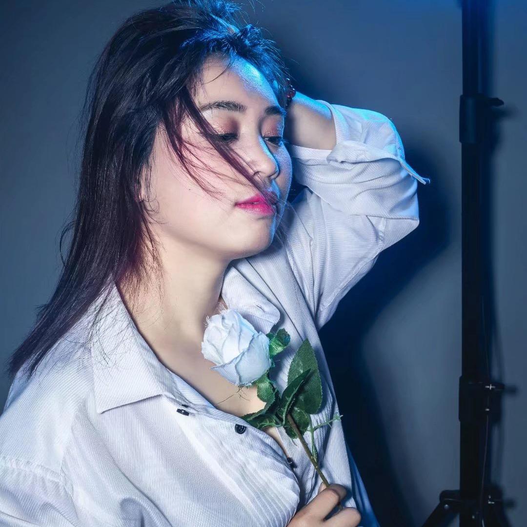向飞飞💋