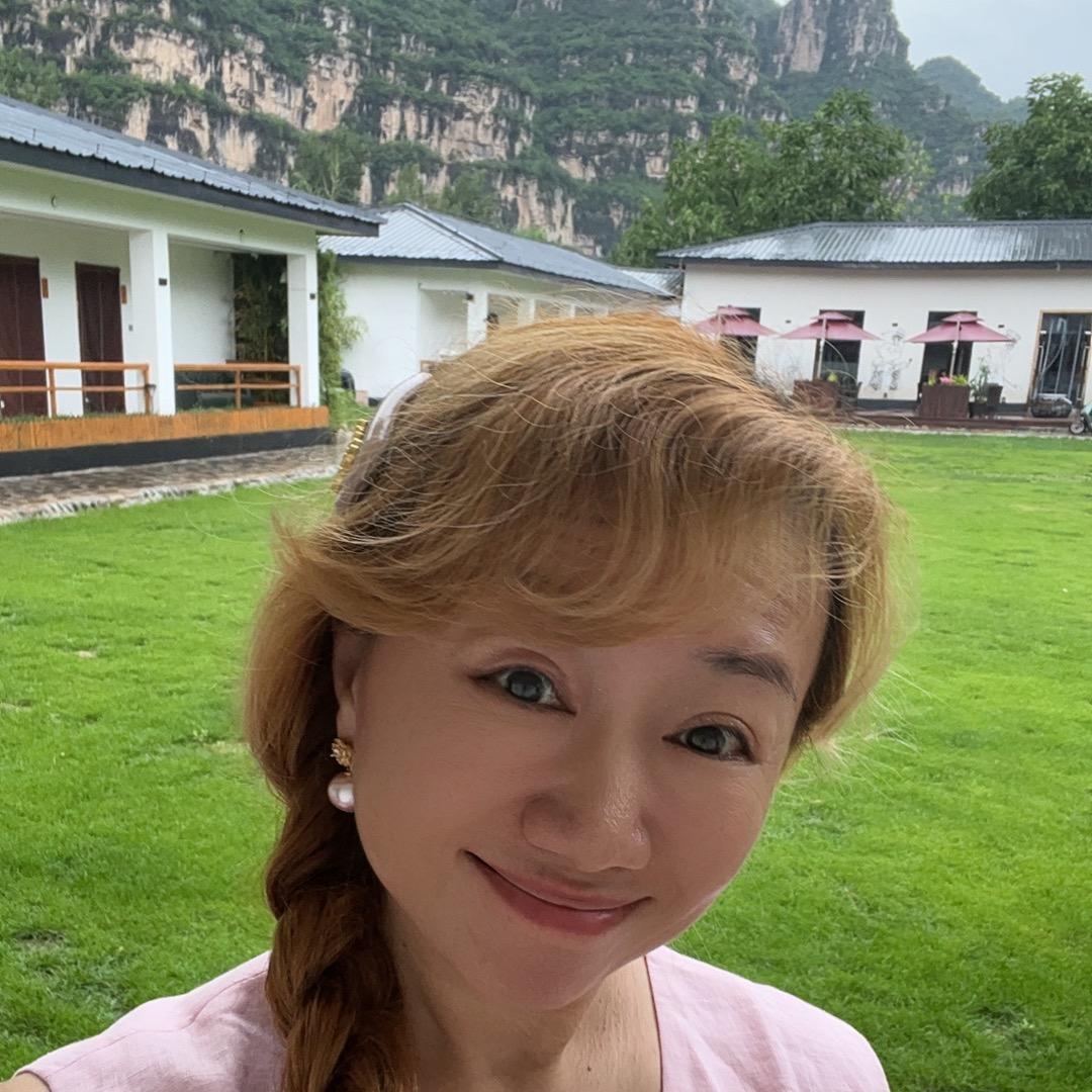 张满月   呆舍
