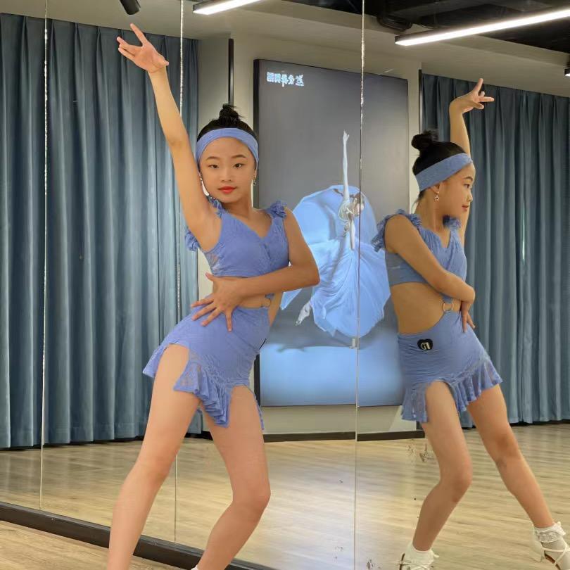 拉丁女孩💃嘉妮
