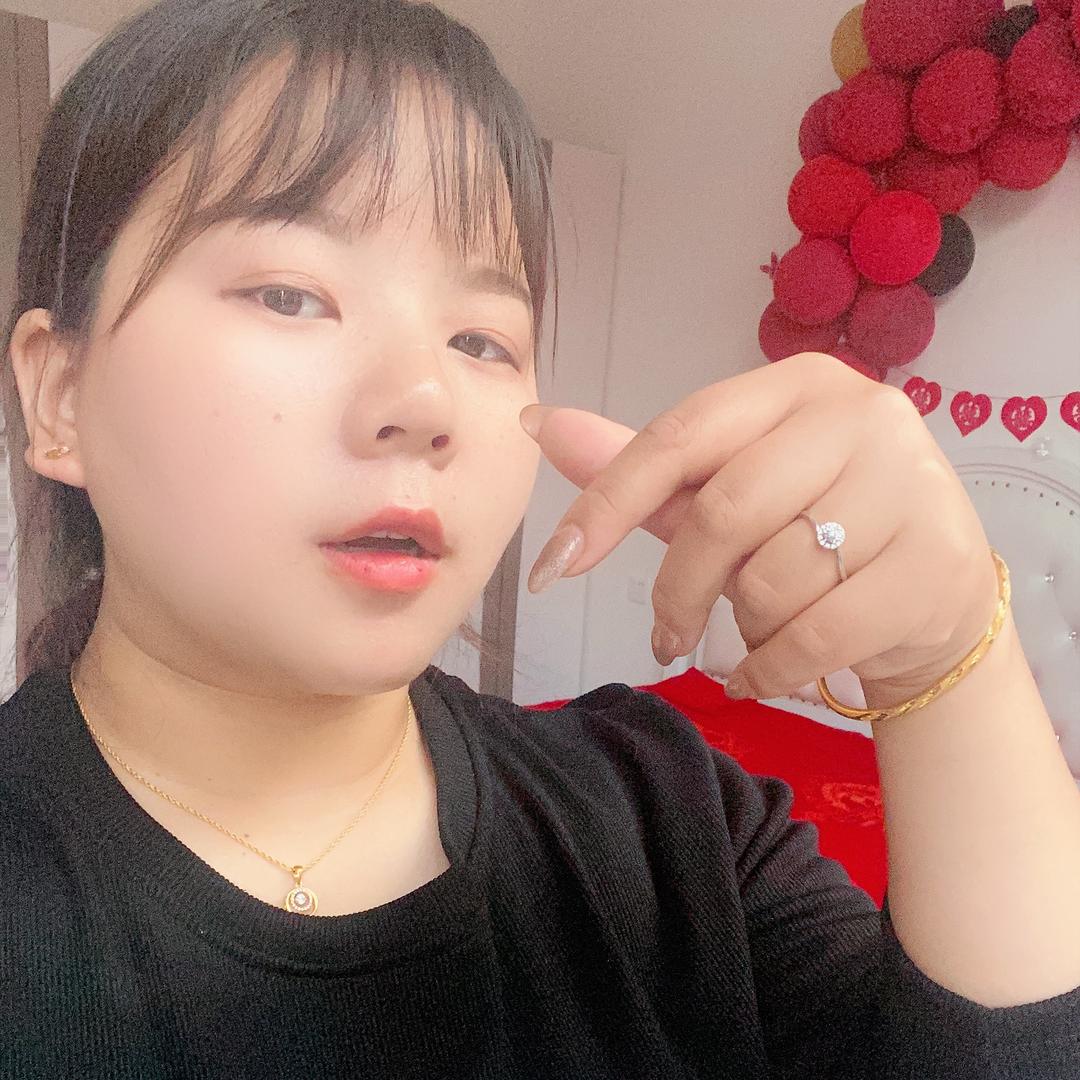 哇～是小星星耶💕