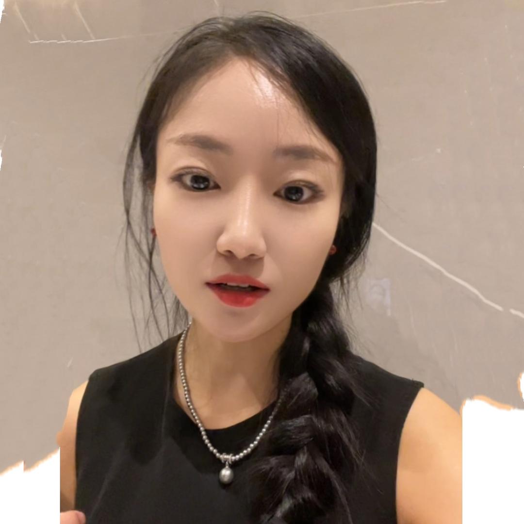 张墨墨