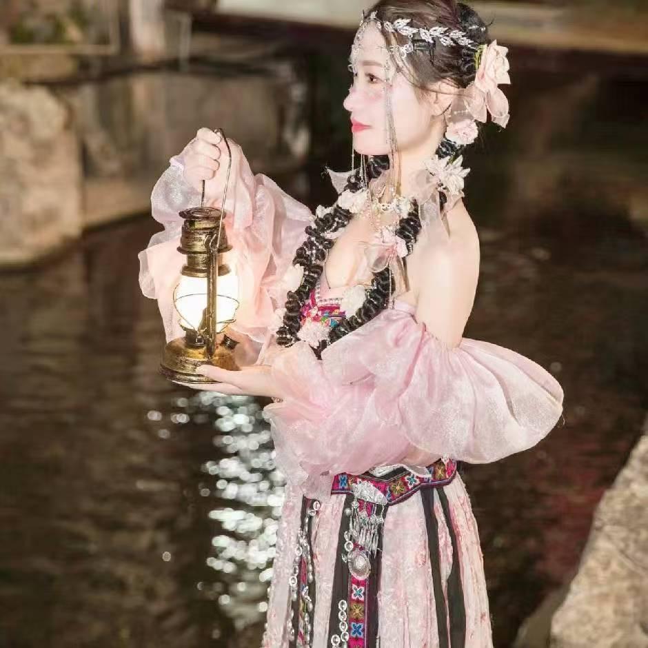 小诗妹（好运多福.上上签）