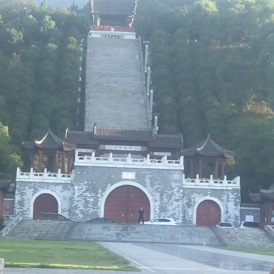艾克朴