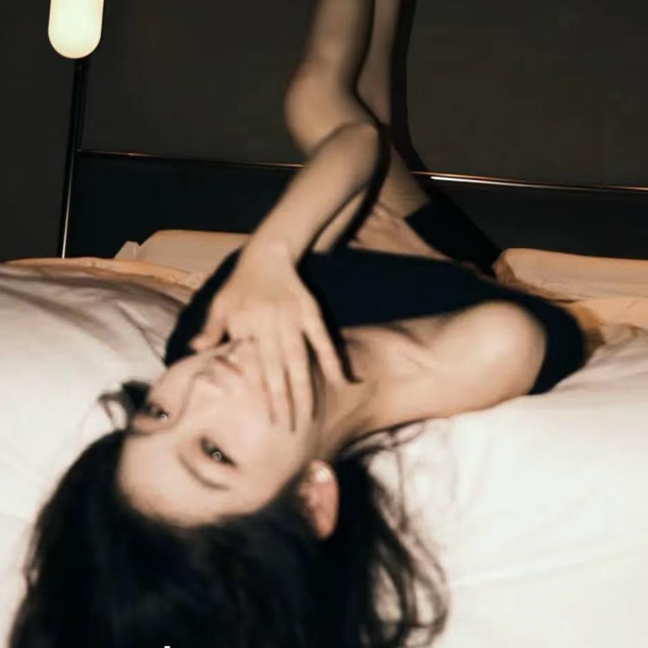 🧚🏻‍♀️.