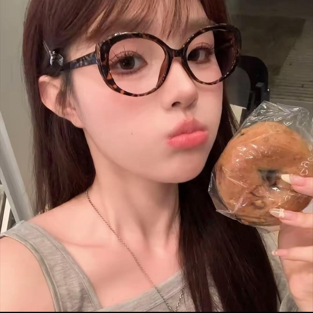 何靓颖