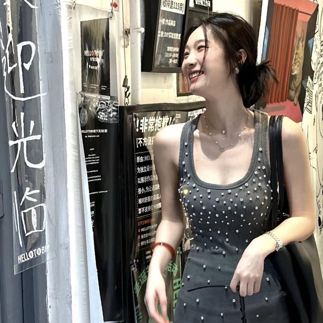 里里🧸