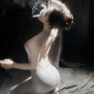 莃