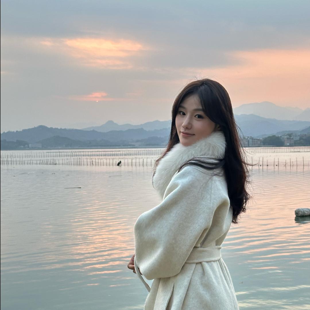 小小季女装童装集合店