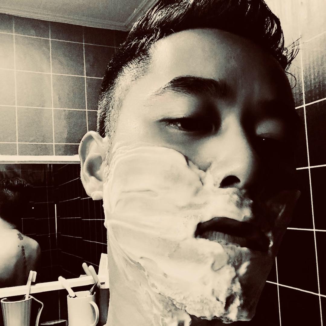 居八盖