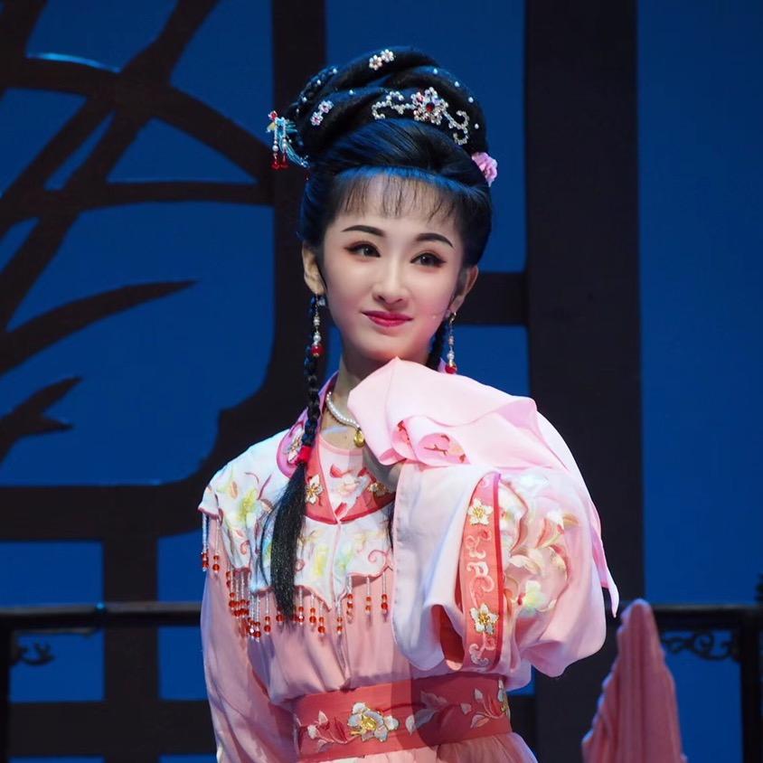 黄梅戏楼若菡