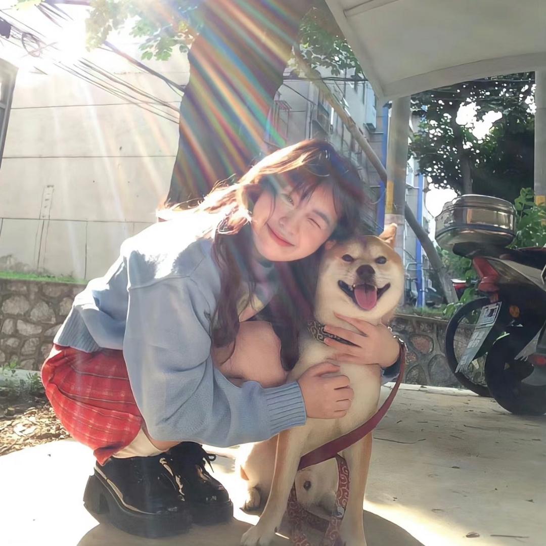 小小凡.