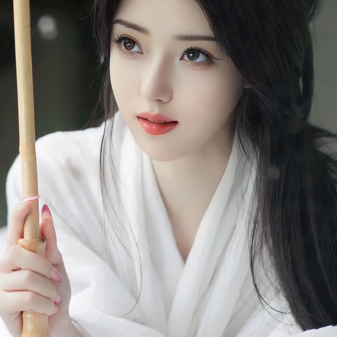 튷뤄러源头工厂女装店强