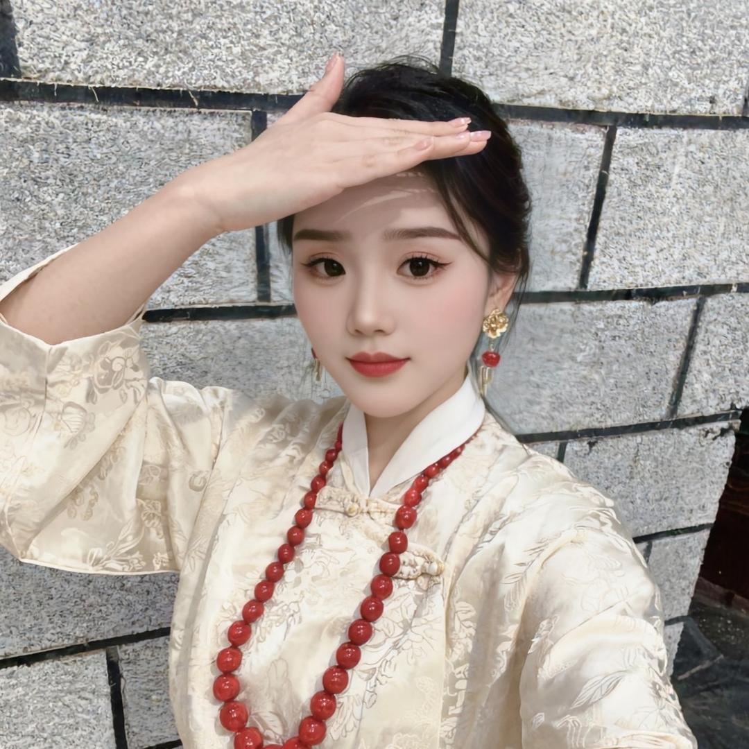 𝓐𝓾𝓻𝓸𝓻𝓪🍓