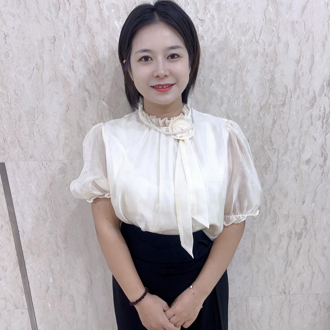 90后湖南儿陪师在上海