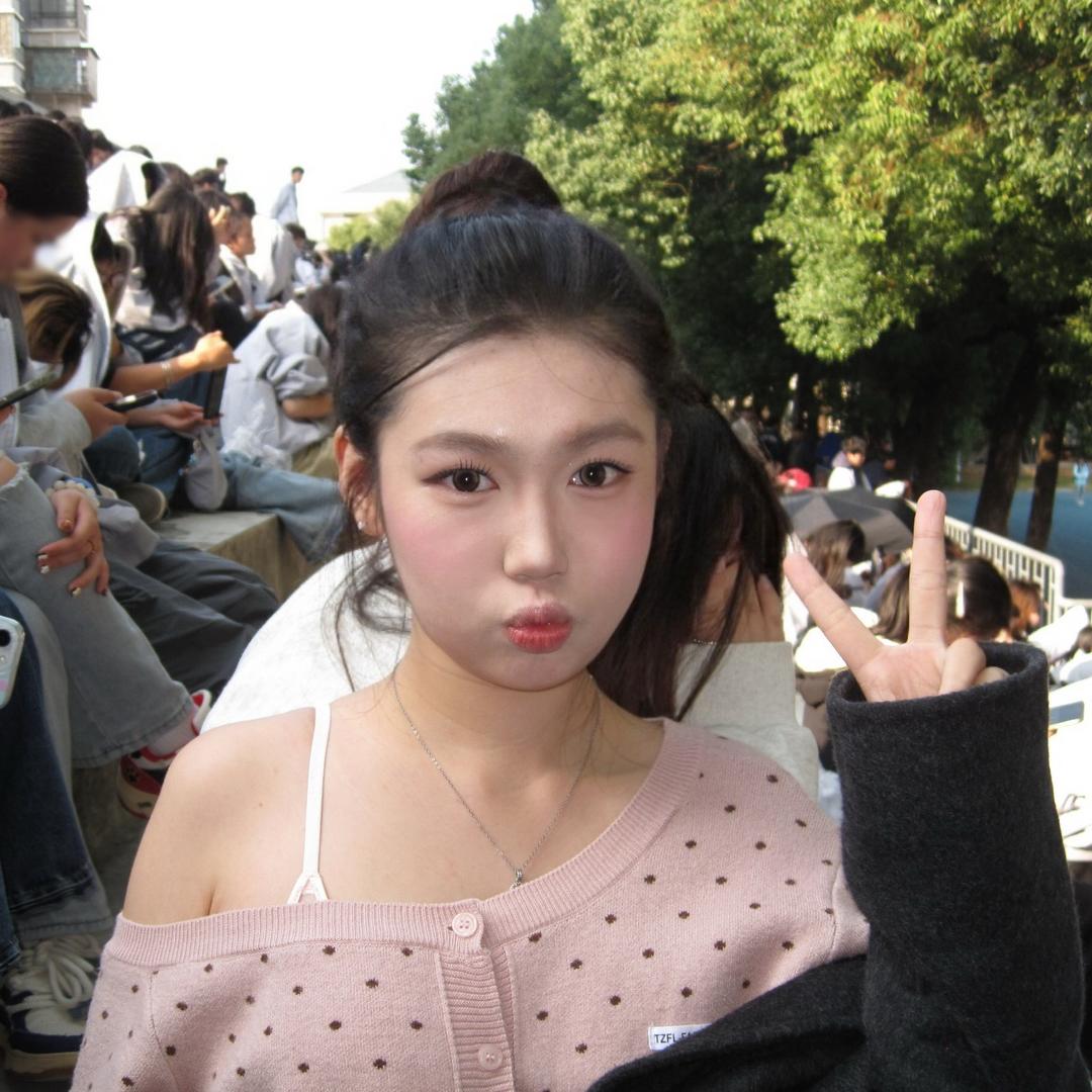 哎哟薇