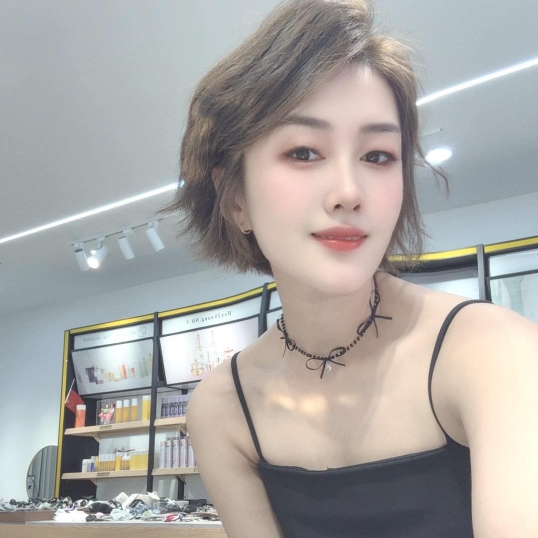 杨小姐的杨