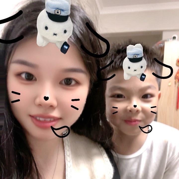 小婕在东莞