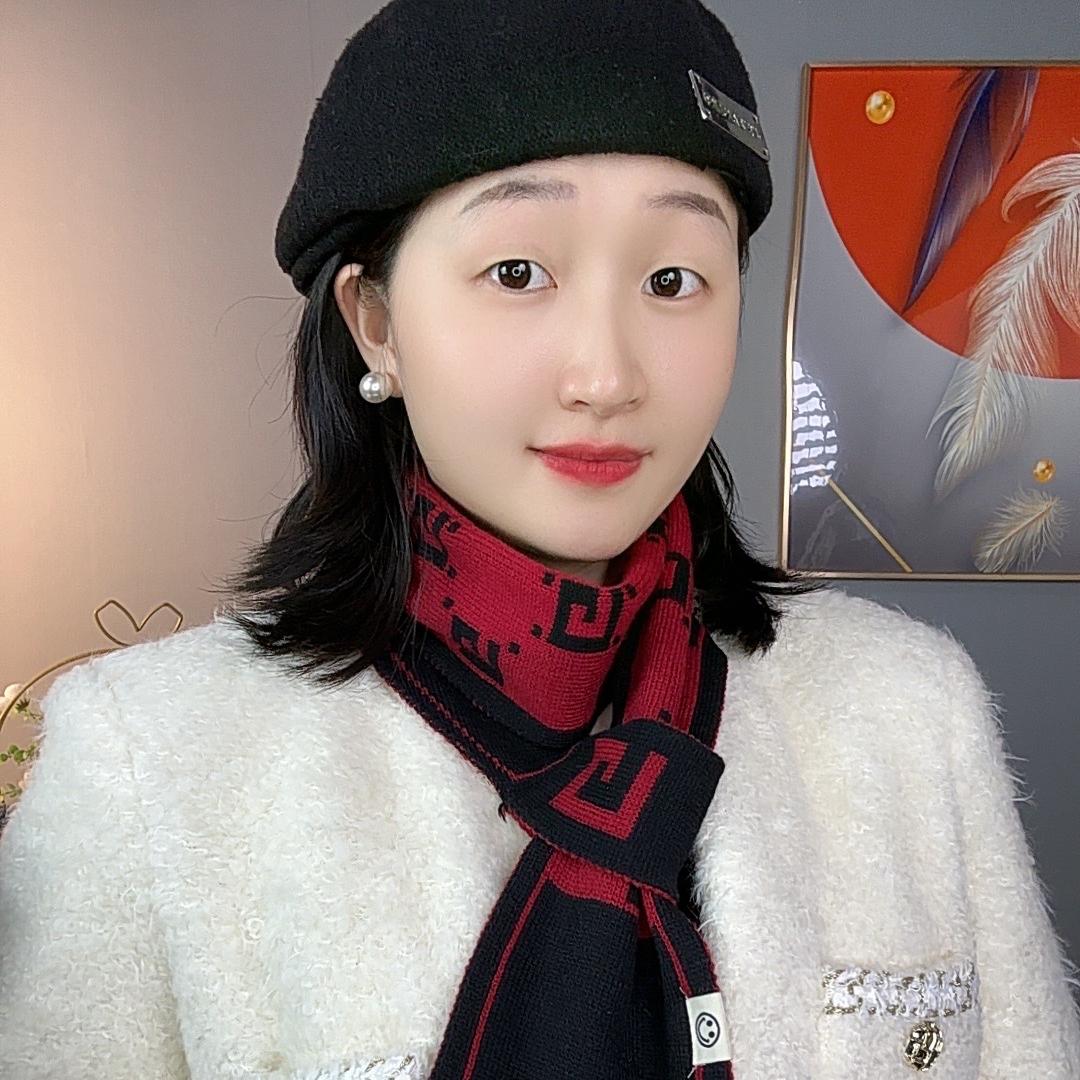 青青服配