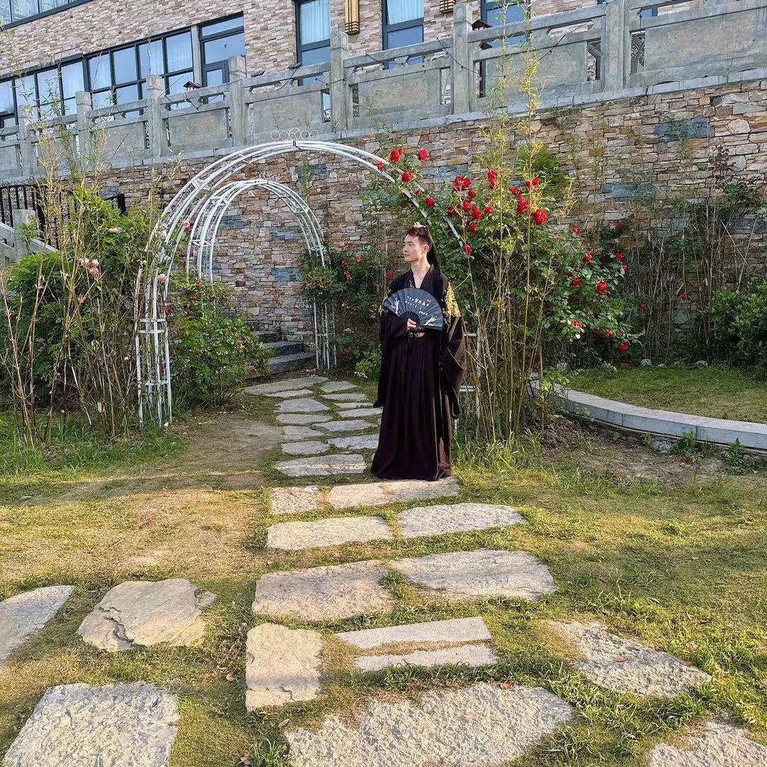 🥀ℒᎭℯ祥老大lꦿ҉᭄࿚ནོ⁵²⁰