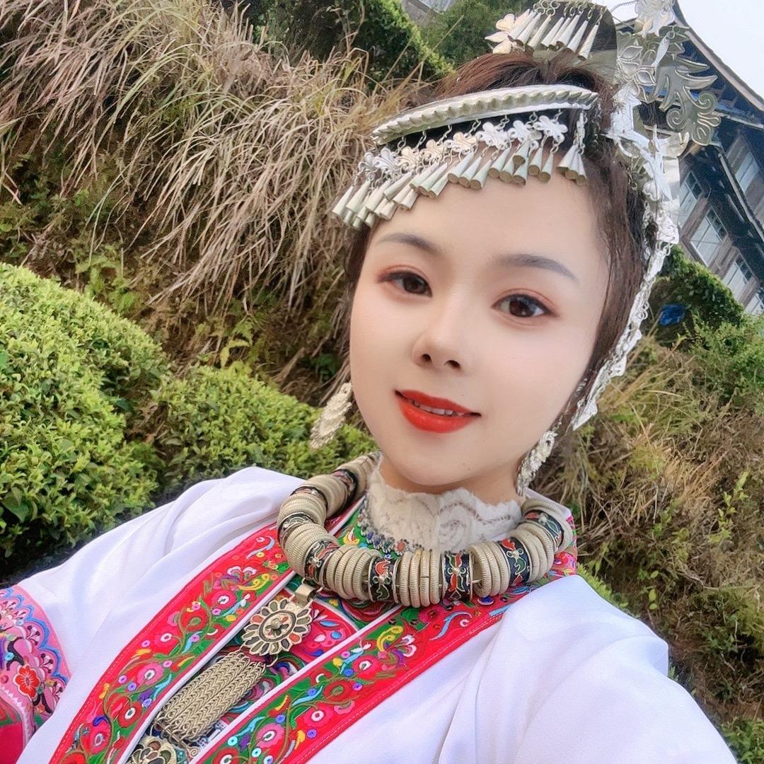 侗家小婷婷
