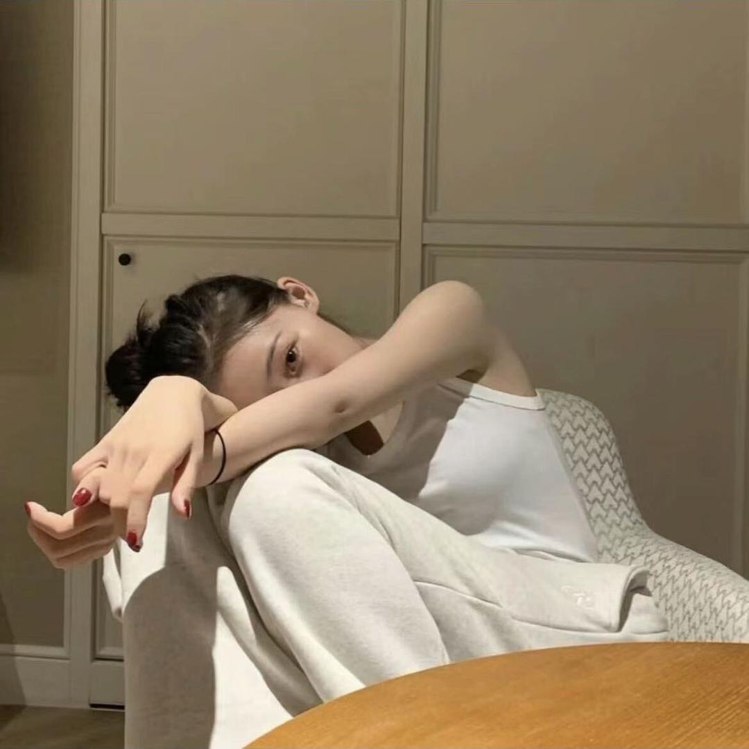 妍妍^