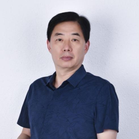 坚守本心 范军铭