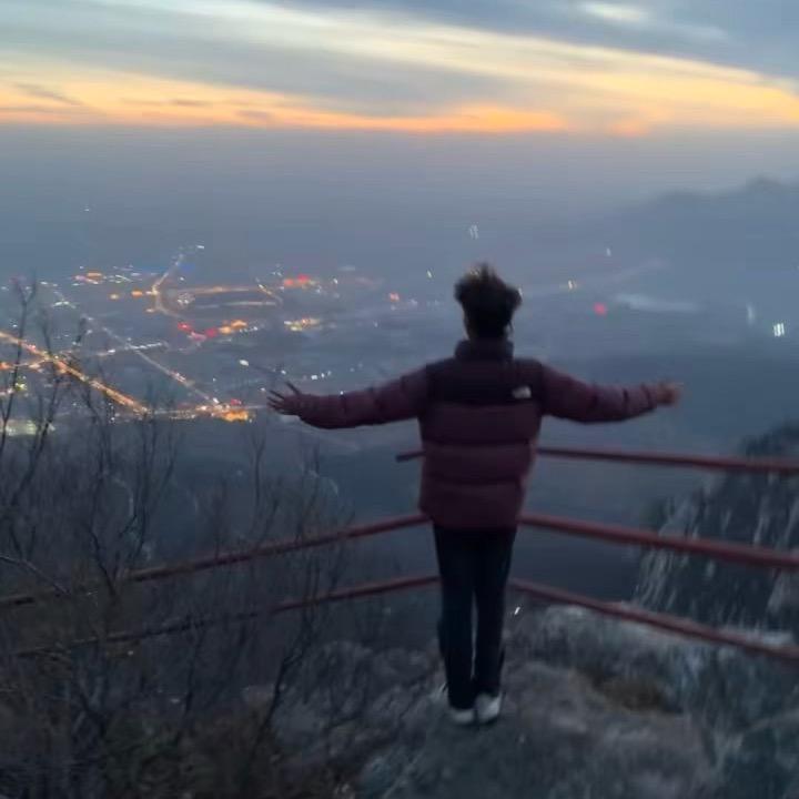 一幸福就困