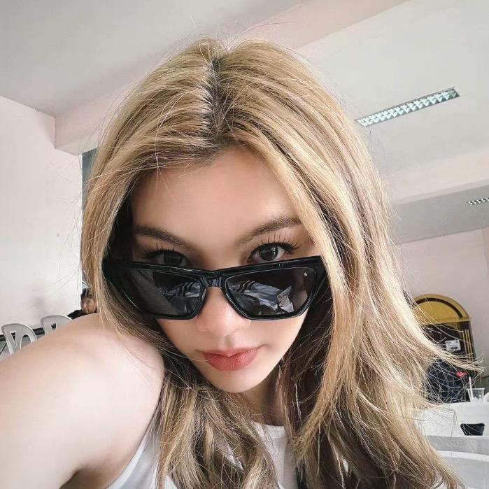 @柴柴子.