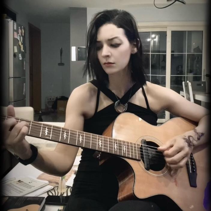 Ferial 张心月