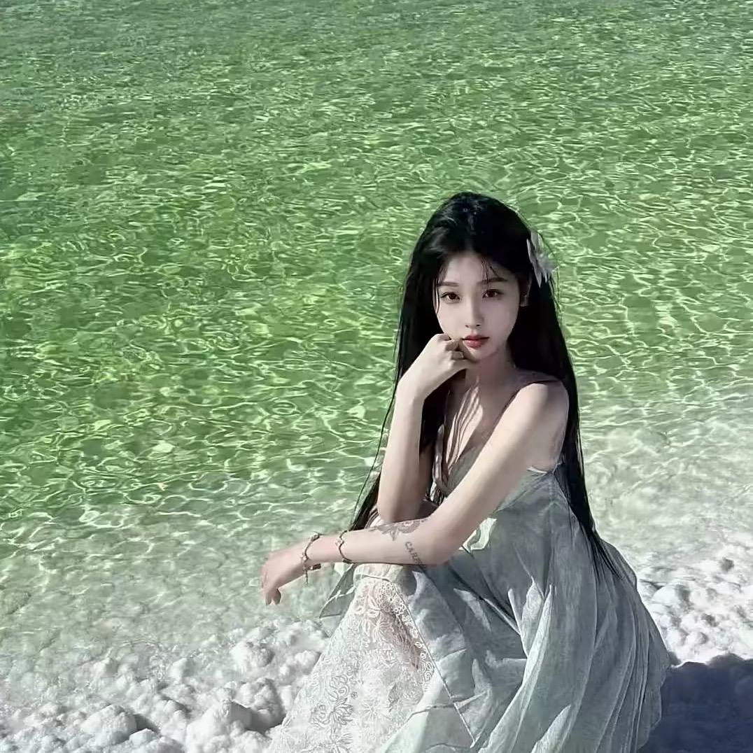 云朵爱吃糖
