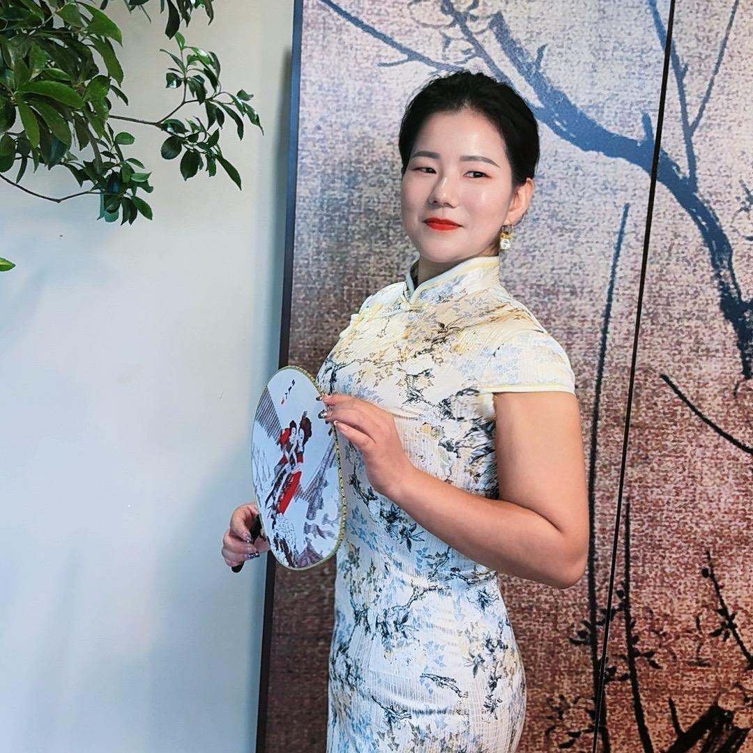 $依晨依诺Baby💕