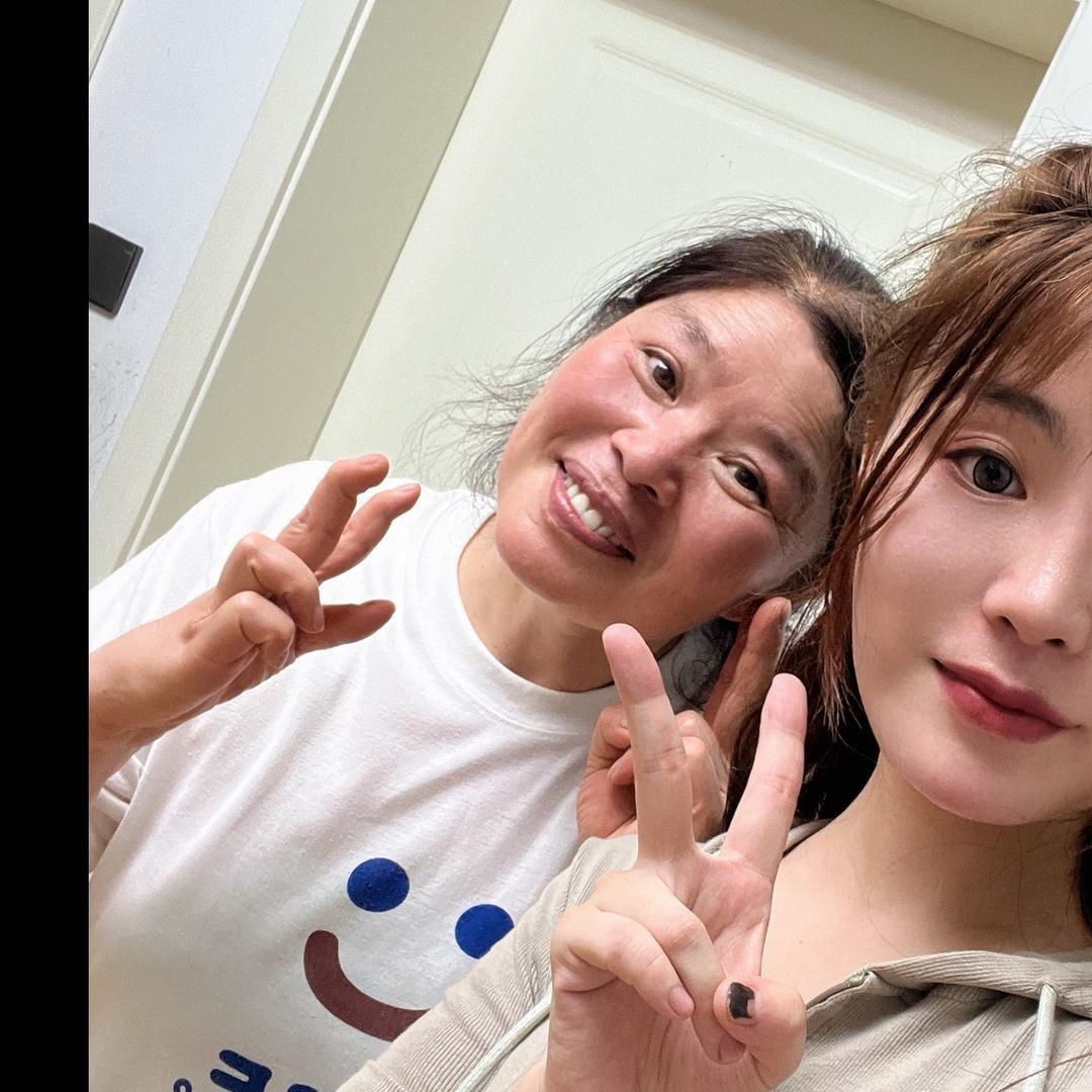 小薇和婆婆日常