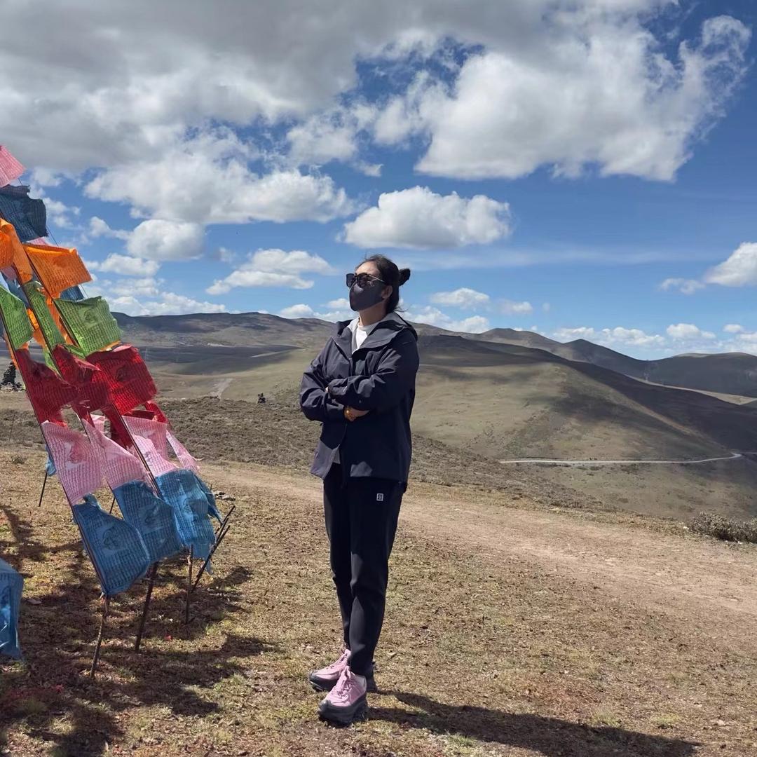 @释然「爱旅游的小白…」🌈🌈