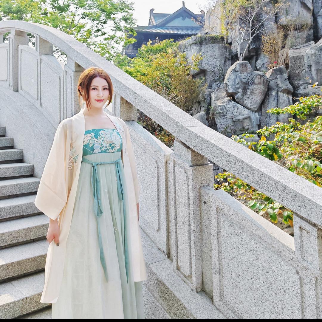 吴析析Sissi