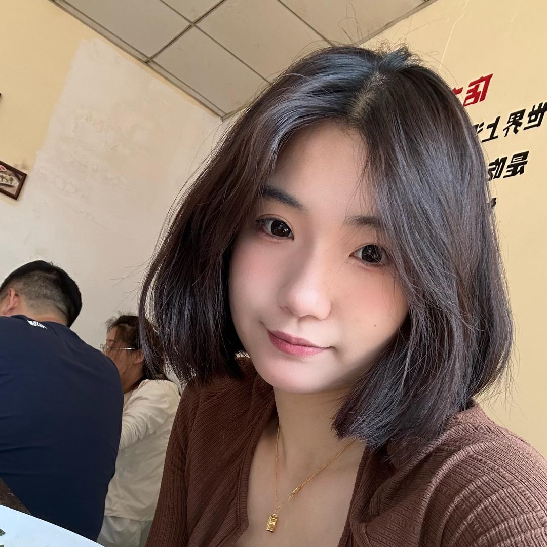 吃一口小馄饨
