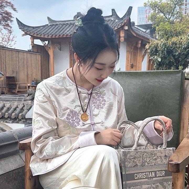 报恩的恩昔