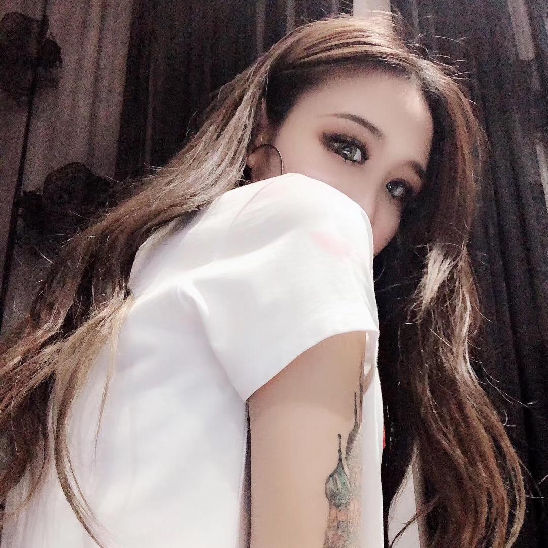 难哄小掌柜 ./