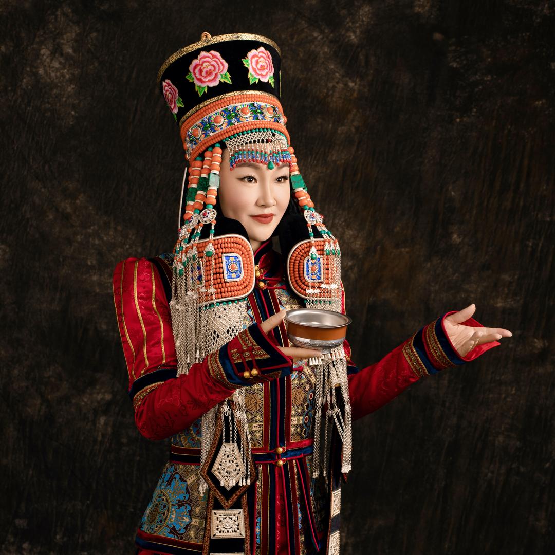 额吉手工民族服饰