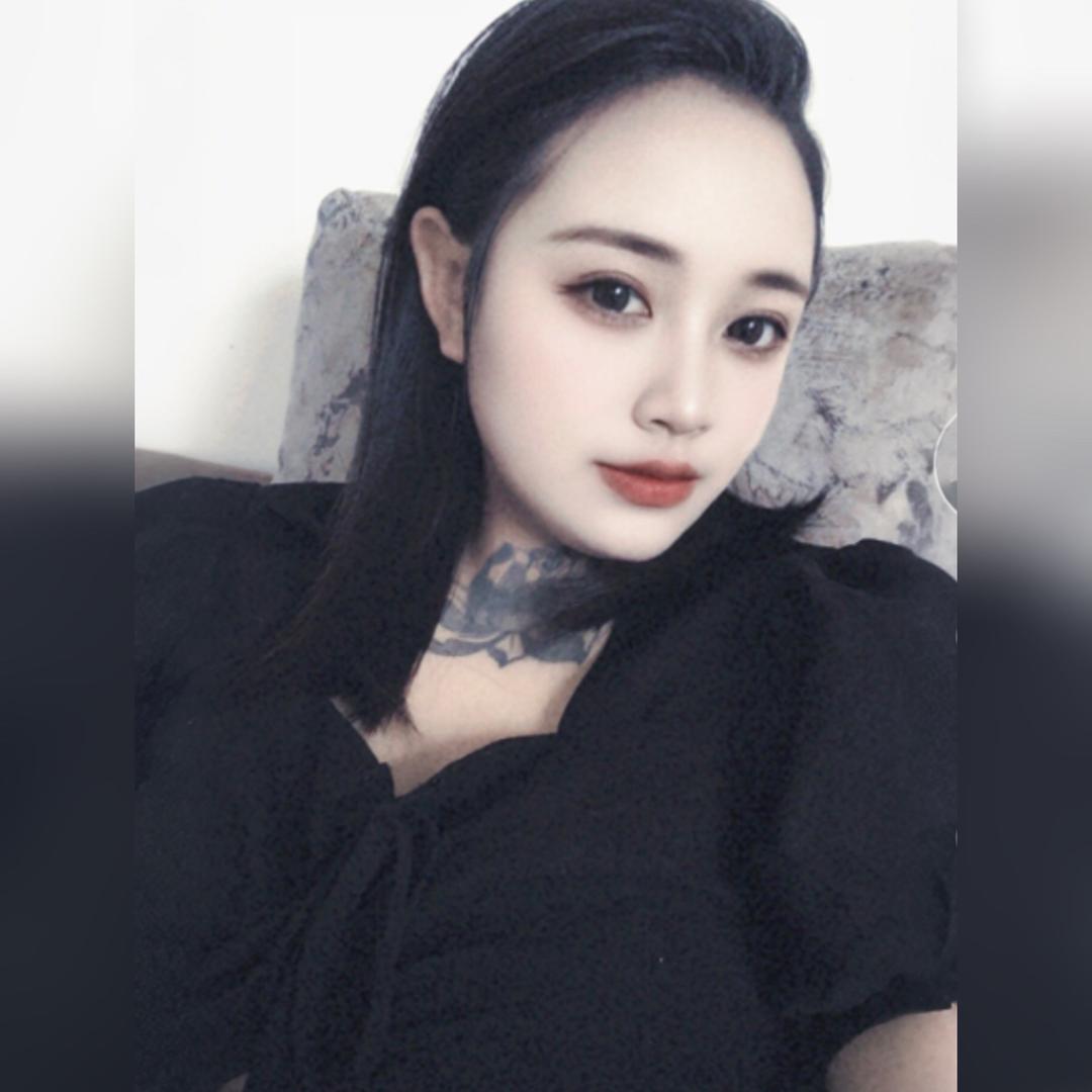 Yy.