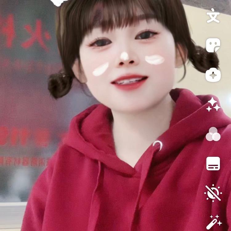 沁水县龙港镇亚美服饰店