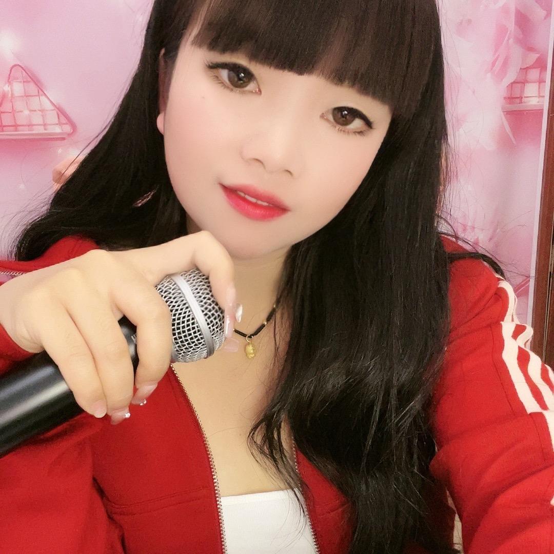 傻妞……唱不好山歌