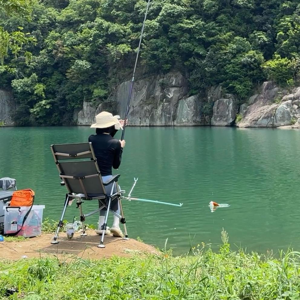 瑶瑶不钓鱼