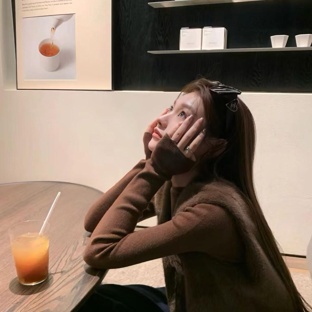萱萱.