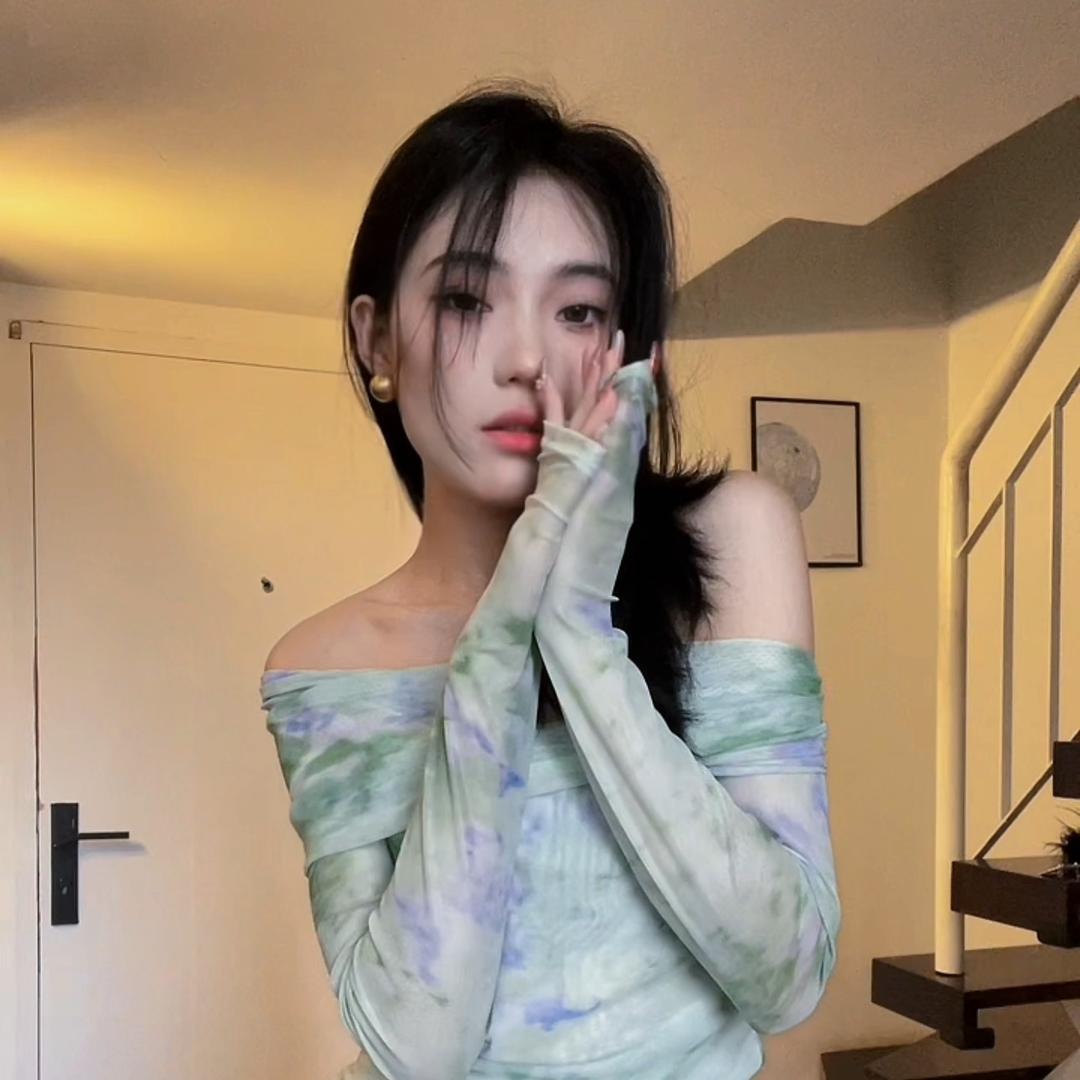 阿肯dou穿搭