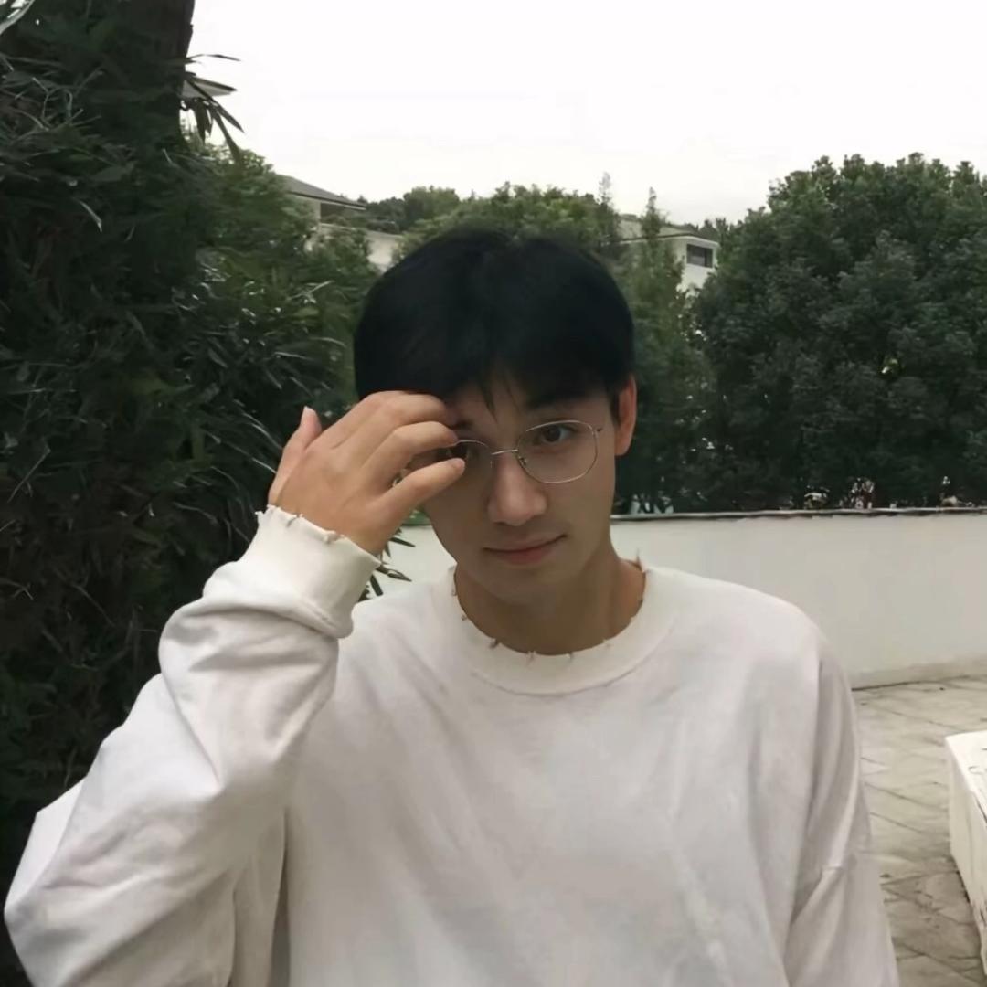 无敌小鱼饼.