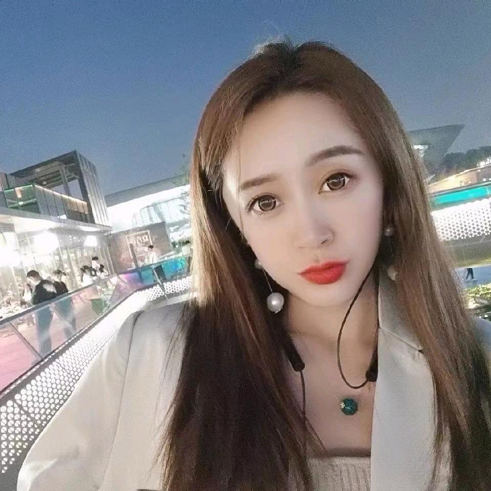 生产鹅绒服的洋老板