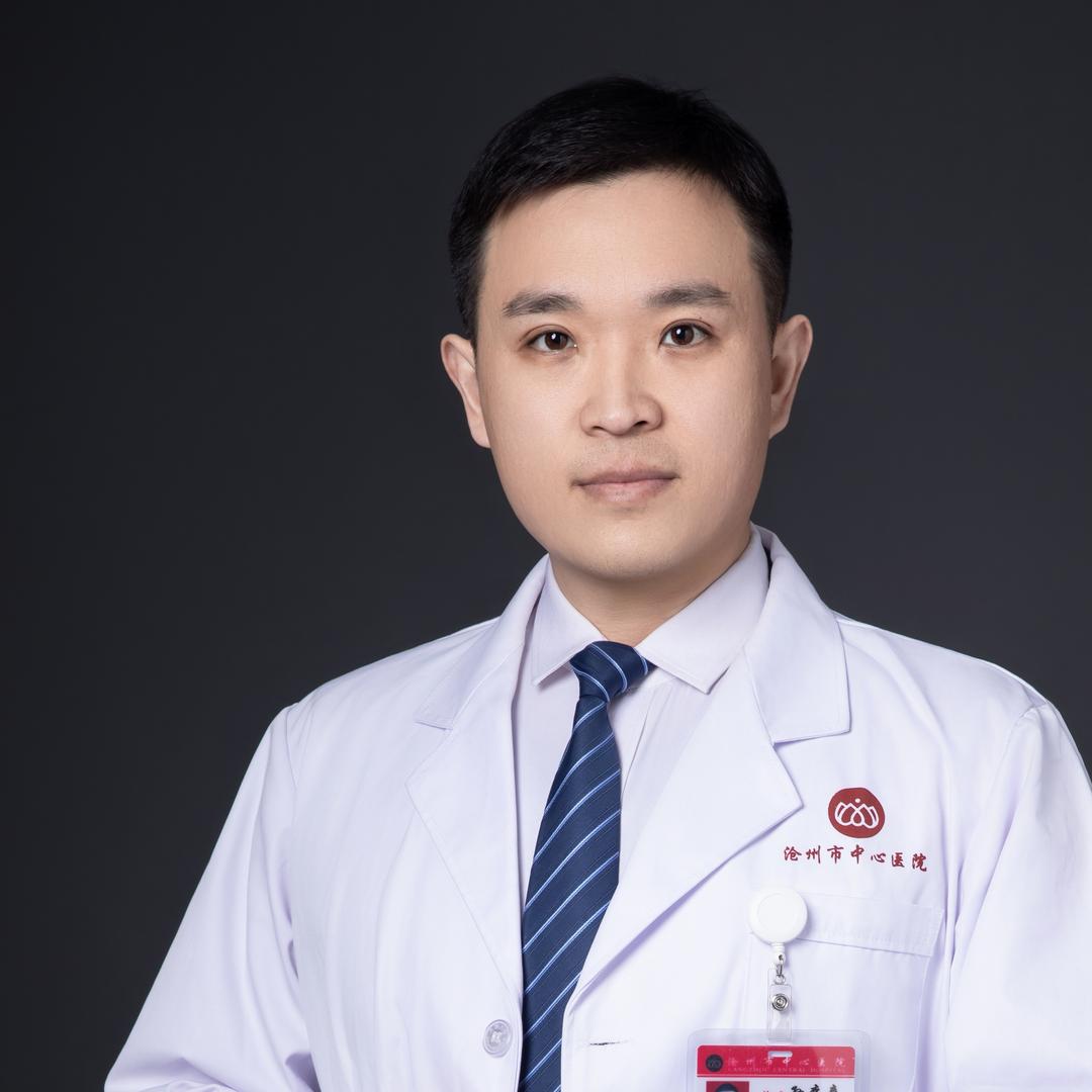 中心医院美容科孙本森