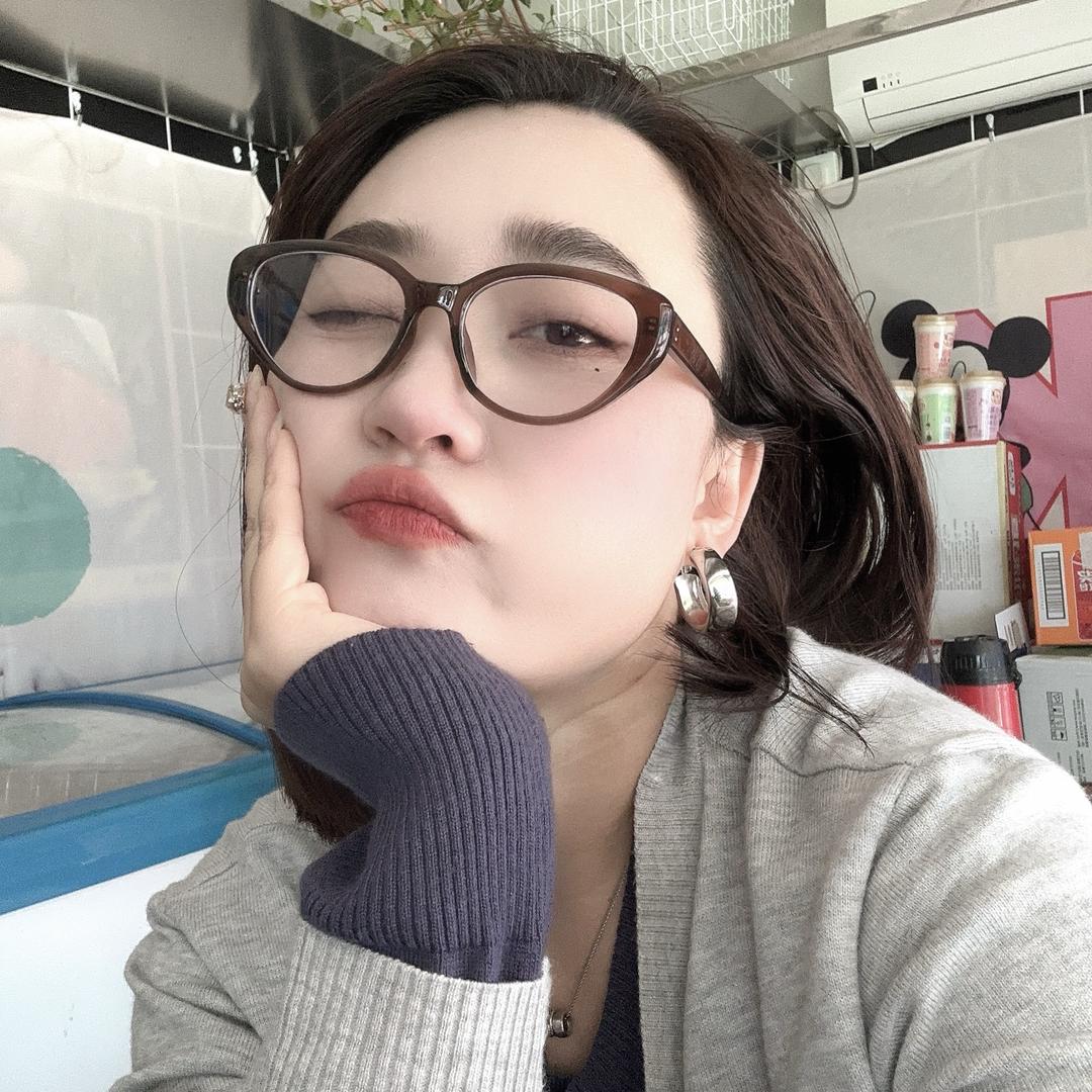 郭铁柱火锅老板娘