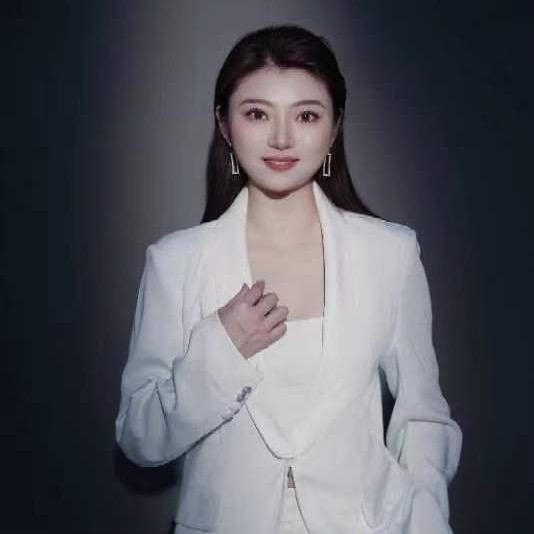 小欣大码婚纱新民店3号