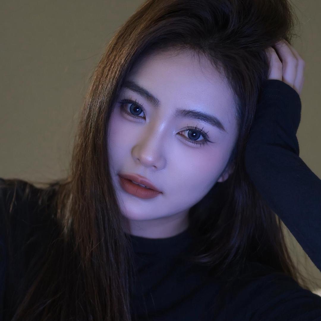 W.粒子婚纱🌙化妆总监美娜